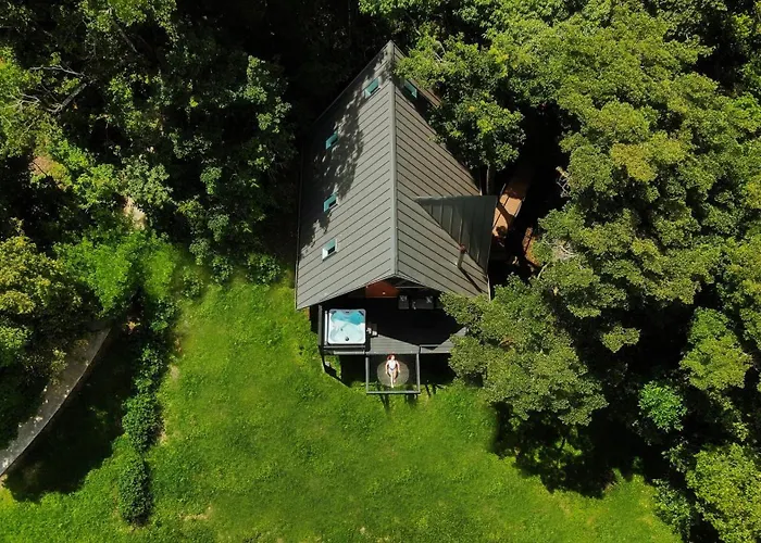 Amalu Luxury View Cabins