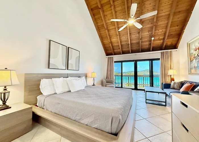 Sapphire Beachfront Renovated Villa 1200 Sf! - Free Wi-Fi