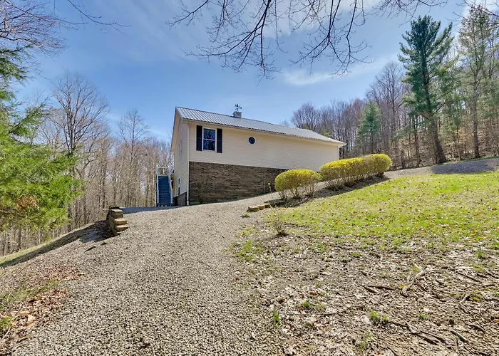 Lakefront Home W/ Deck, Near Mammoth Cave Park!