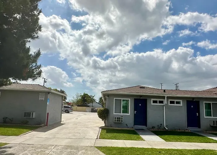 Vogue Motel