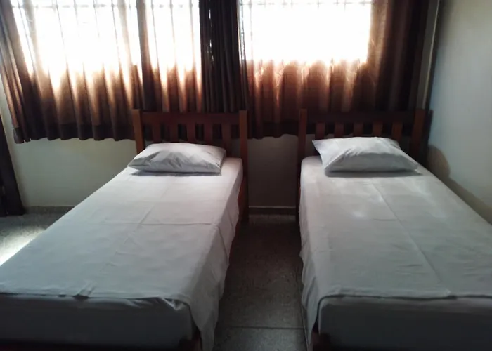 Hotel Roma Valparaíso de Goiás