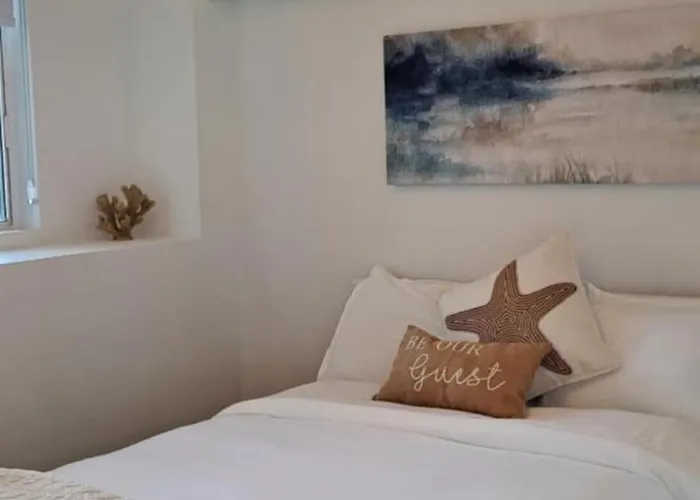 Newly Remodeled Luxury Beachfront 2-Bedroom Condo