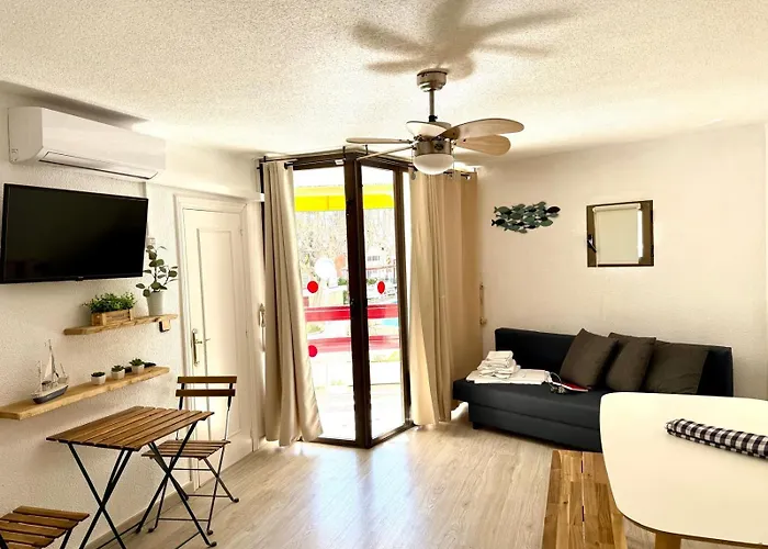 Apartamentos Corcega Palmyra