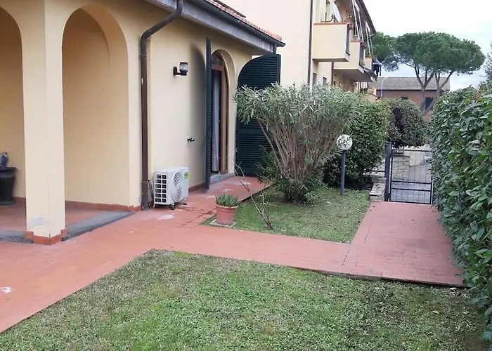 Villa 3 Floors Independent Garden And Garage