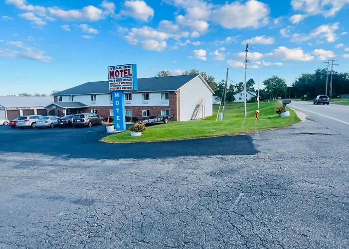 Villa Inn Motel Near Hwy 12 Wi Capital O