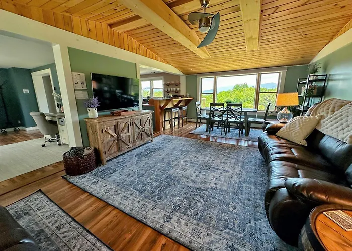 64J Stunning Views