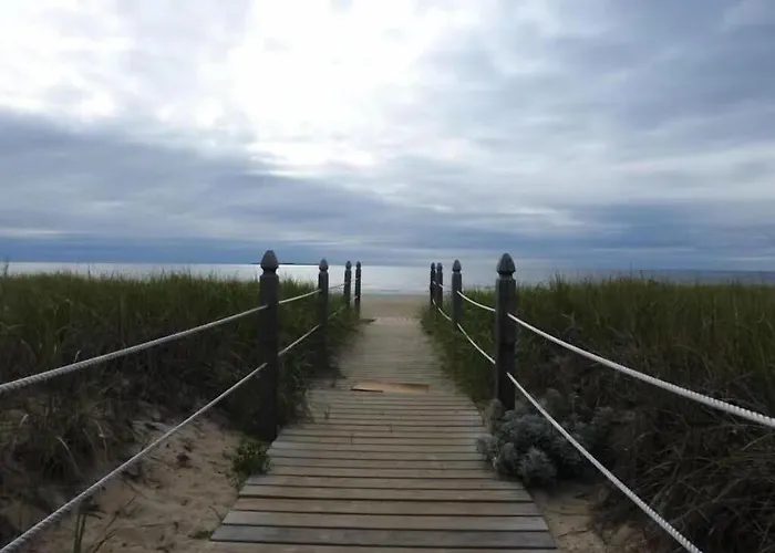 Make Lasting Memories At The Bougie Beach Bungalow