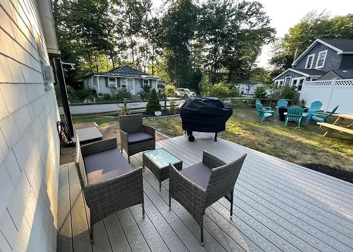 Make Lasting Memories At The Bougie Beach Bungalow