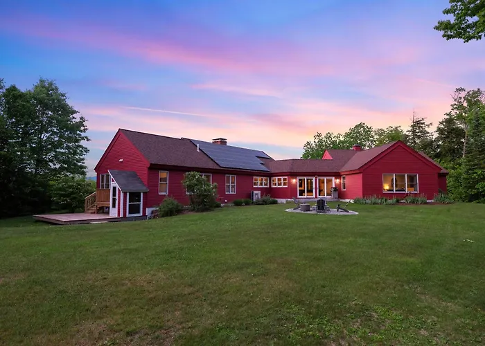 Ridgeview - 70 Acre White Mountain Estate With Views