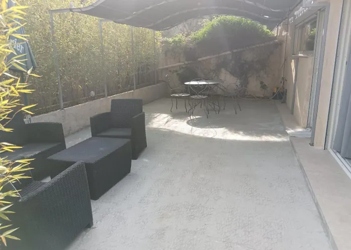 La Maison De Marie Helene 2 Piscine Partagee