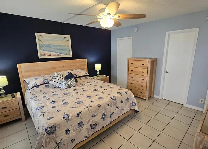 Beachfront Condo On Coco Plum Beach