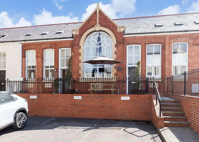 Thornton House Luxury Accommodation In The Town Centre With Private Parking