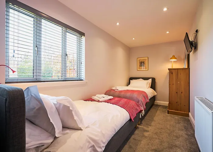 Blairgowrie - Cosy Terraced Cottage Sleeps 4