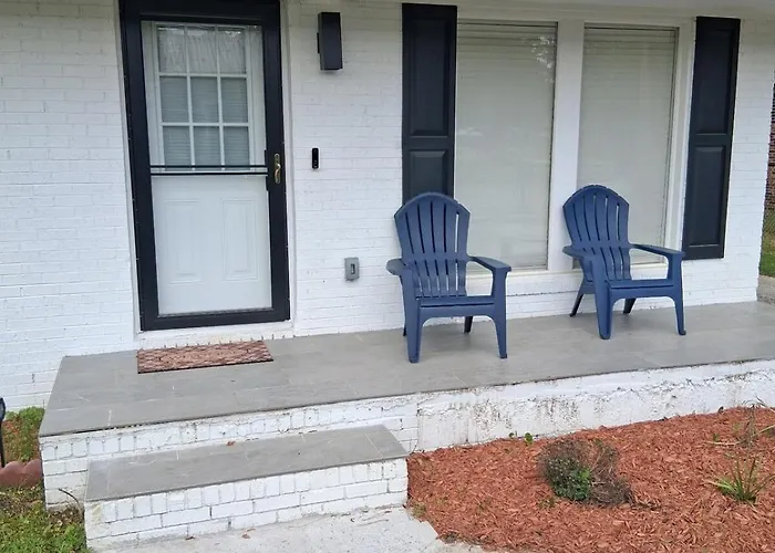 Marvelous 3-Bedroom 2-Bathroom House With Central Air Charming Georgetown