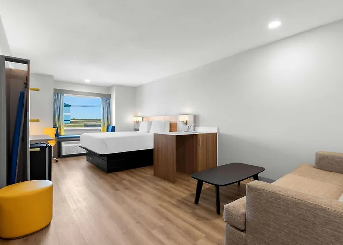 Microtel Inn & Suites By Wyndham Tulsa/Rt 66 Near Casino