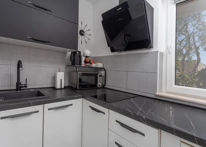 Apartments Pera