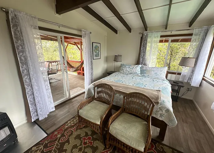 Volcano Eco Cabin & Eco Lodge