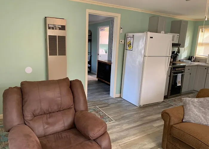 Surfside 13 - Cute Lakefront Condo!