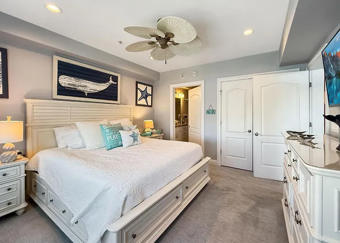 Luxurious Penthouse, King Beds. Dog & Ada Friendly