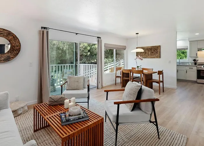 Coastal Living And Family Friendly