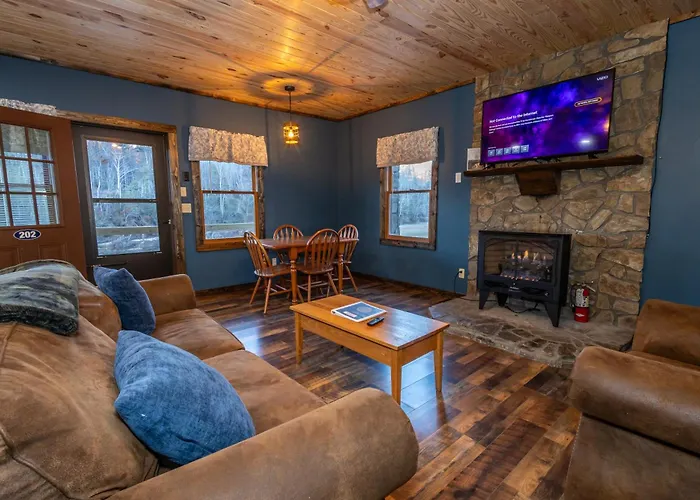 Springmaid Mountain Retreat & Stables