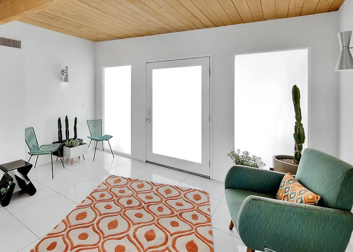 Papillon Palm Springs By Acme House Company