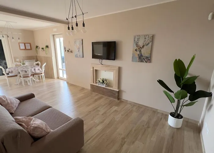 Villa "Lago Blu" Vista Lago Di Bracciano, Con Vasca Idromassaggio Esterna