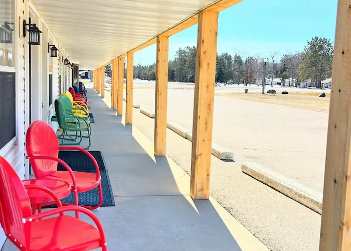 Hillcrest Motel