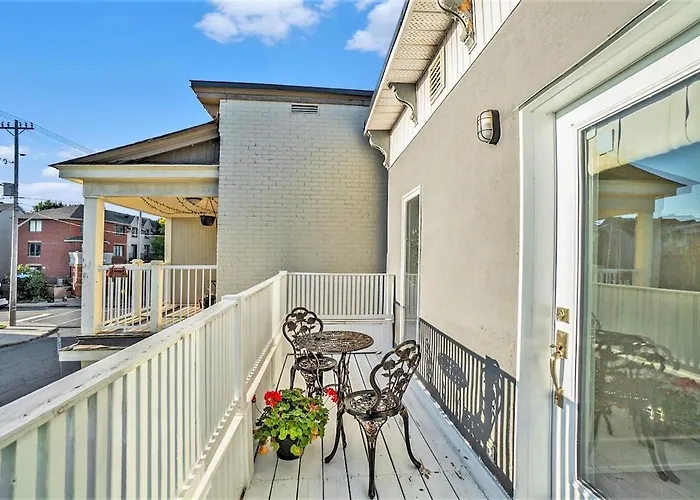 Private 3 Bedrooms Downtown Ottawa W Balcony