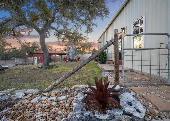 Barndominium With Farm And Firepit Near Lake Georgetown