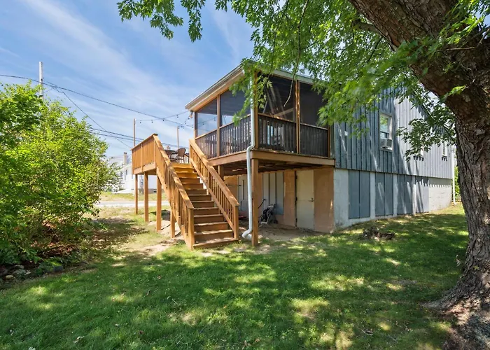 8 Min Walk To Basin Screened Porch Plum Puddin