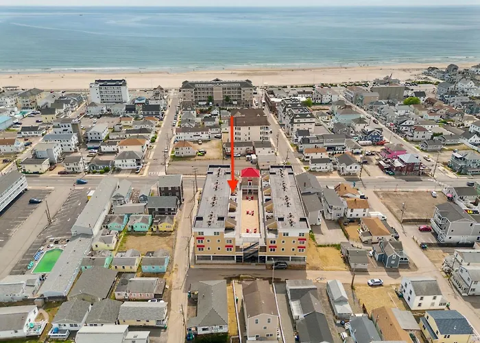 Harbor Hideaway 1 Block To Beach Ac