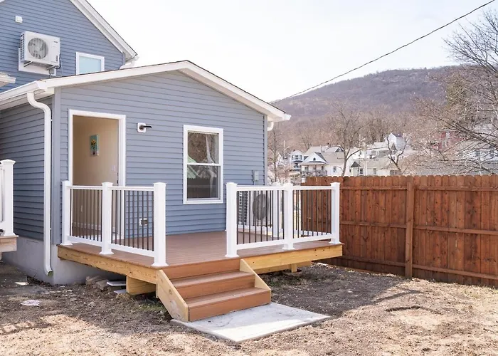 Fabulous 3Bdrm Home With Parking