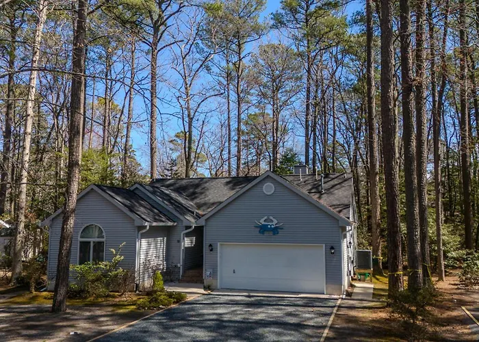 Spacious Ocean Pines Home Perfect For Family Gatherings