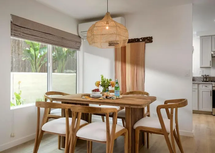 2 Bedroom With Patio Near Santa Barbara