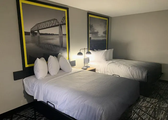 Super 8 By Wyndham Kirksville-University Area