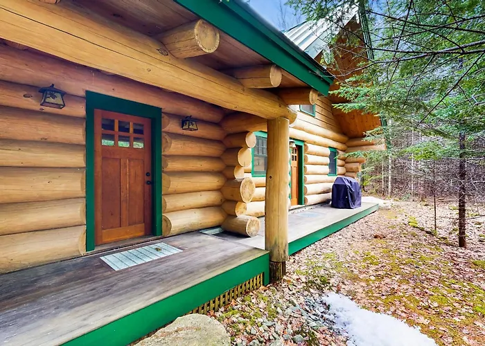 Eaglet Log Home