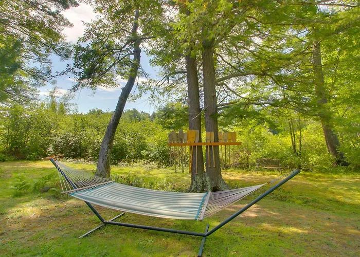 'The Acres' Panther Pond Cabin W/ Beach & Dock!