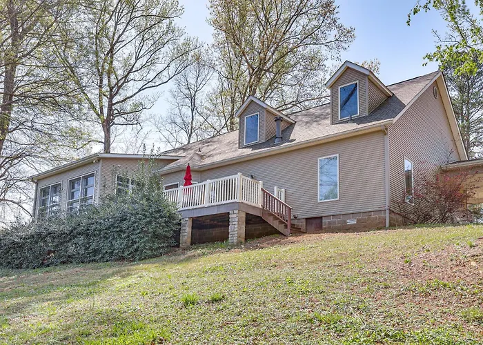 Private Dock: 'The River House' In Heber Springs!