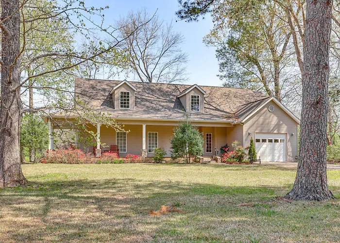 Private Dock: 'The River House' In Heber Springs!