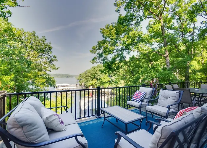Dock, Boat Slip & View: Lakefront Tan-Tar-A Home!