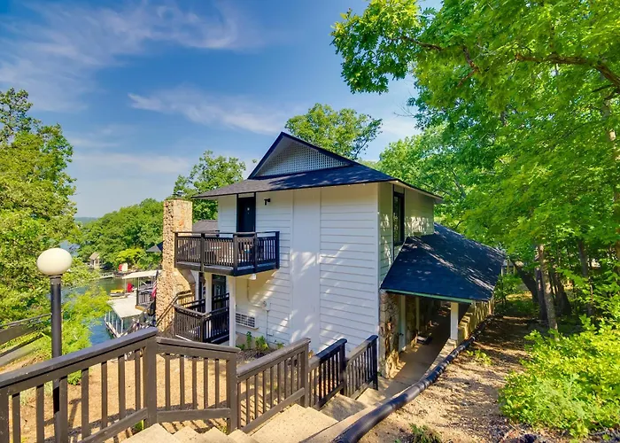 Dock, Boat Slip & View: Lakefront Tan-Tar-A Home!