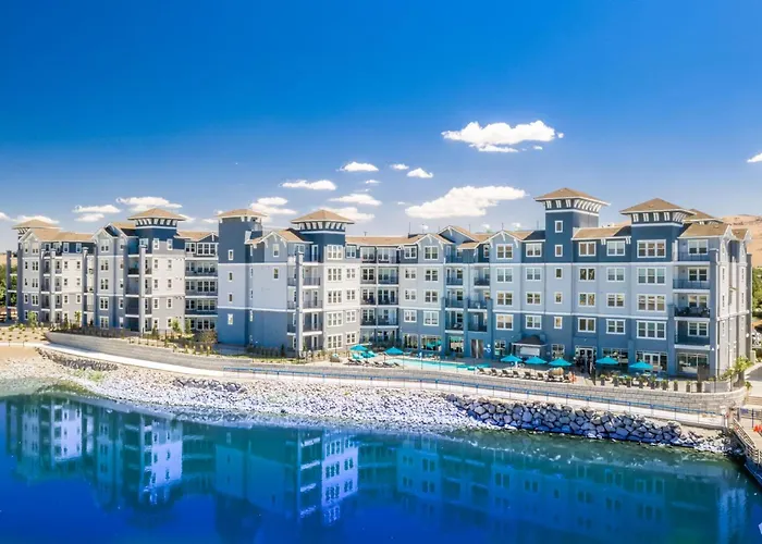 Sparks Marina 2Br - Waterfront Views & Jacuzzi