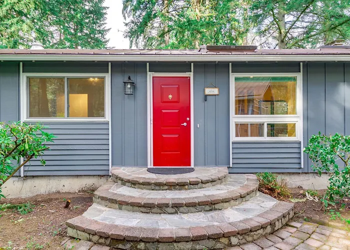 Classic Woodinville Wine Country Escape!