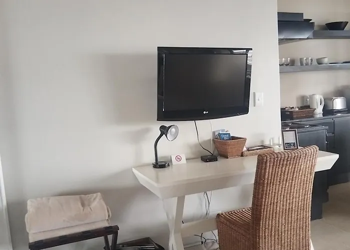 Ana'S Place Apartments