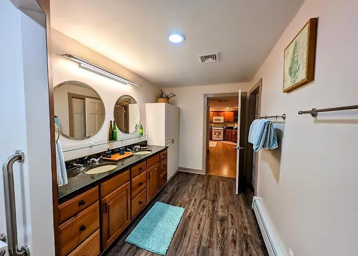 Acadia Luxury Penthouse Suite