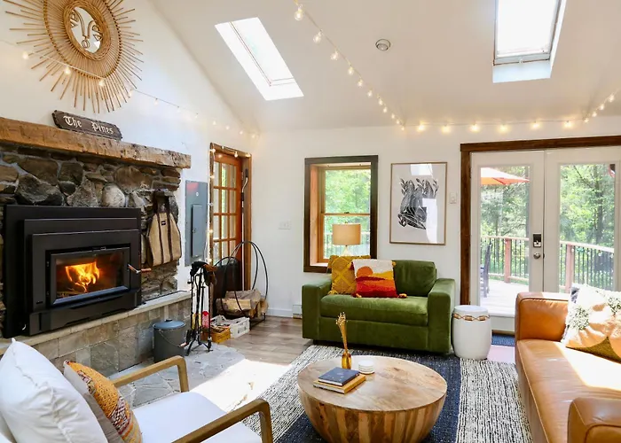 Stunning Catskills Cabin