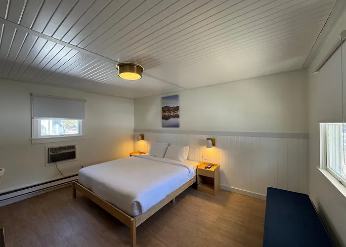 Maple Leaf Inn Lake Placid
