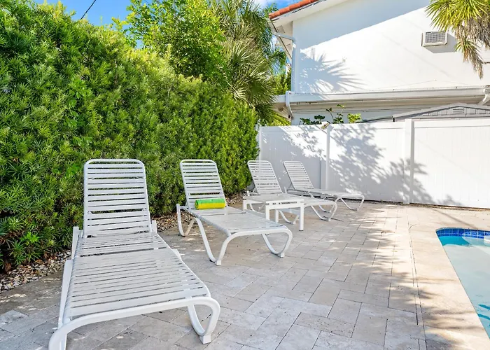 Few Steps From The Beach -Awesome 1Br1Ba