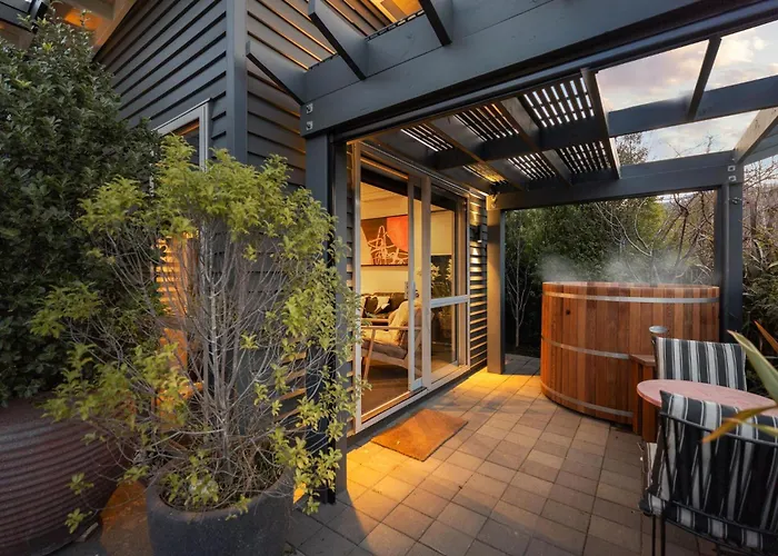 Queenstown Hot Tub Apartment